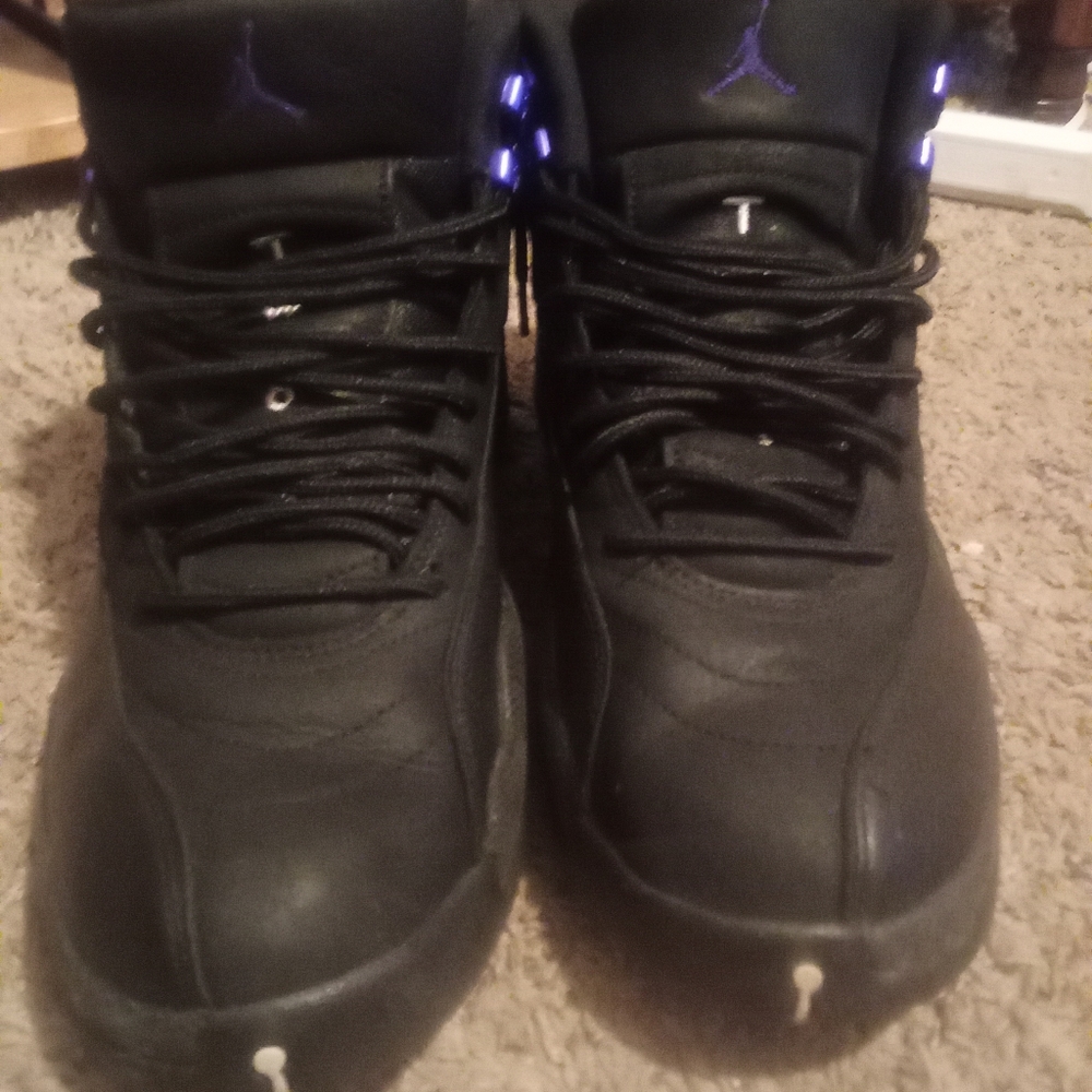 Jordan retro 12 size 13